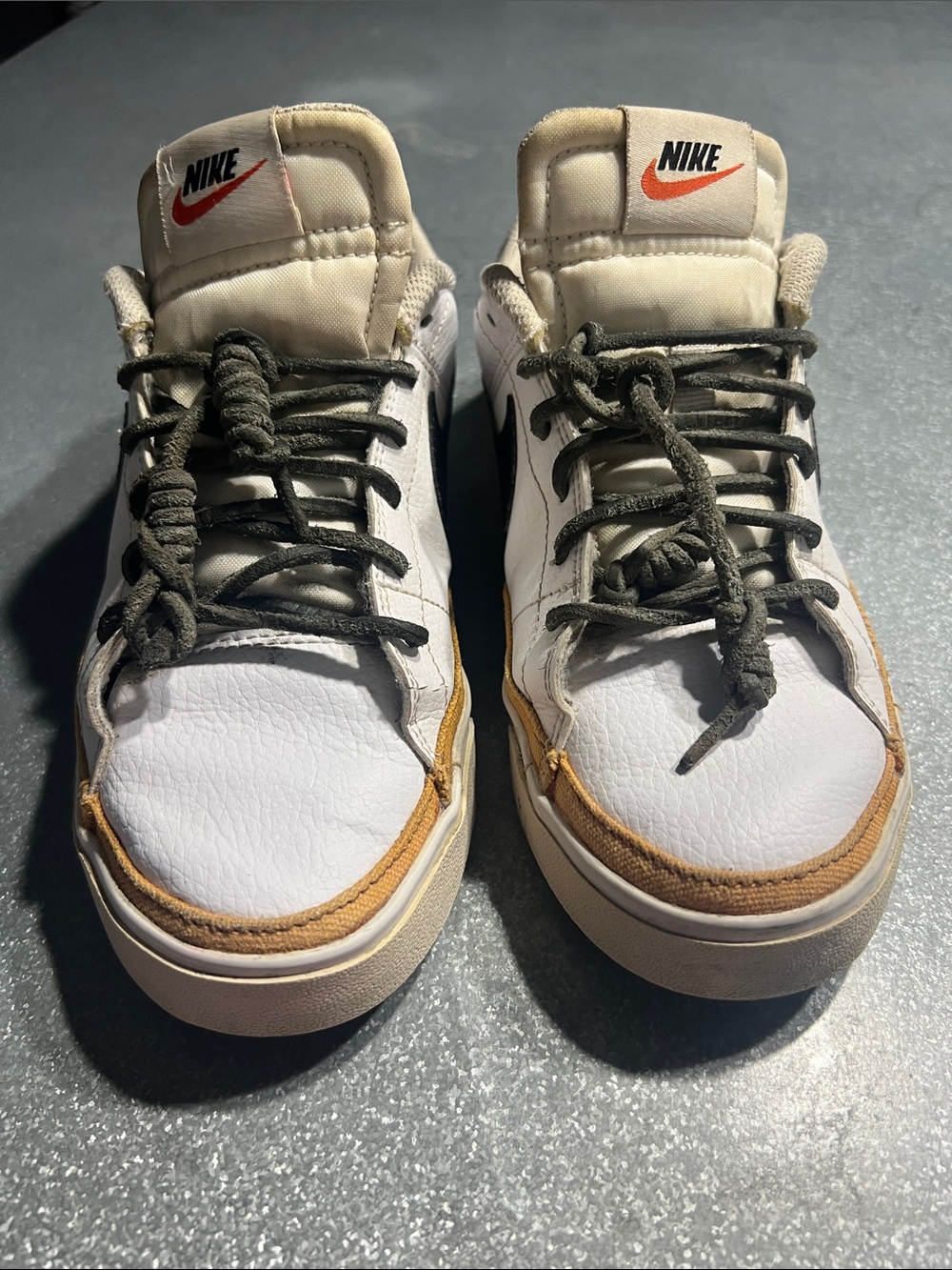 Nike court legacy Sneakers with Tan Accents and grey leather Laces